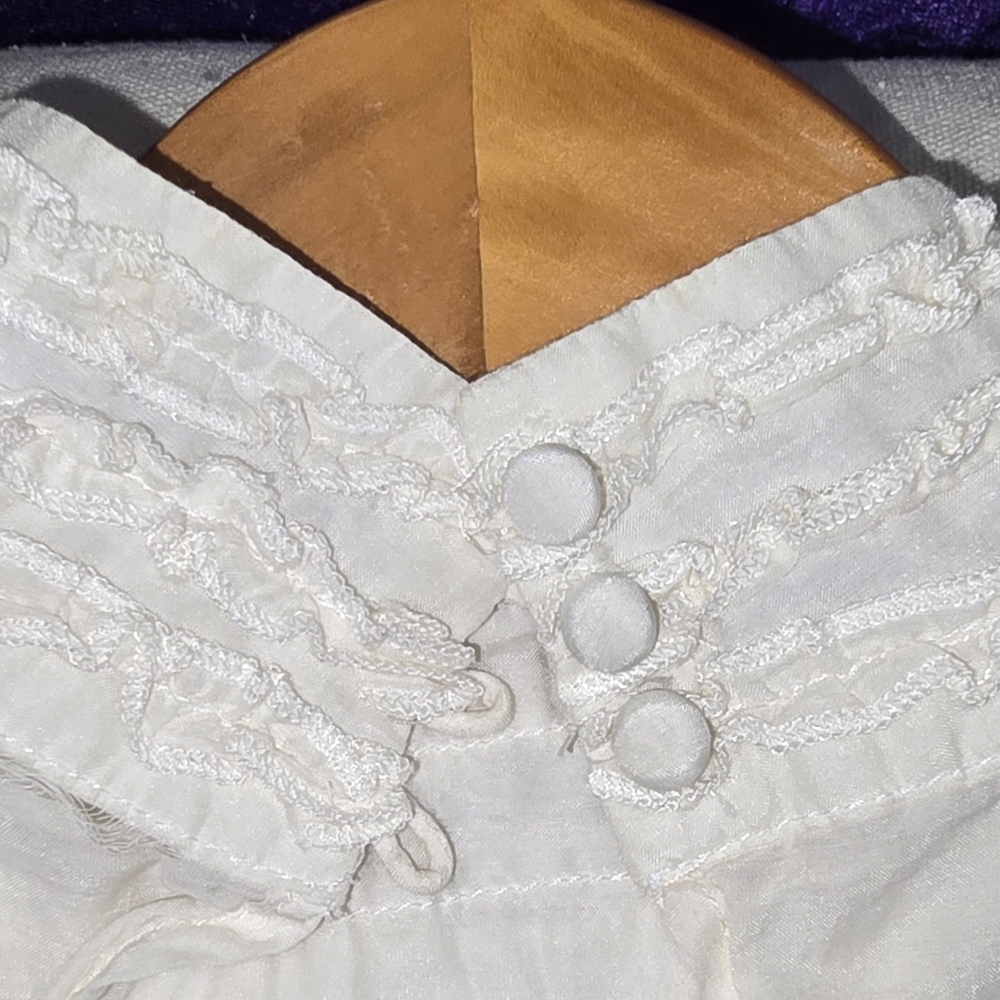 Unit Cream Ruffle Blouse - Picture 4 of 4
